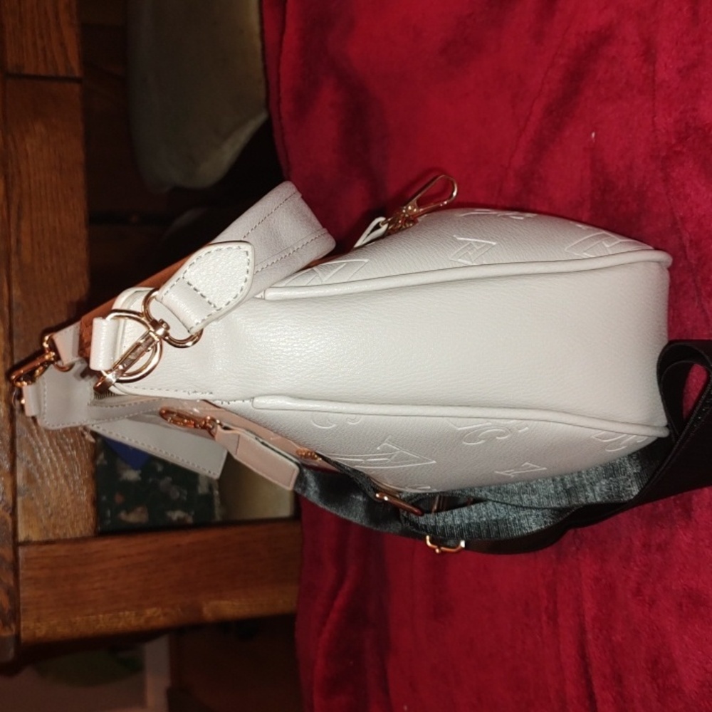 Adrienne Vittadini NWT taupe vegan leather shoulder/crossbody bag $190 retail - Picture 8 of 16